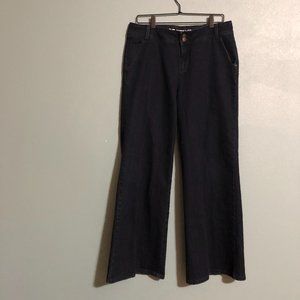 RE: Wide Leg Relaxed Fit High Rise Jeans - Size 38